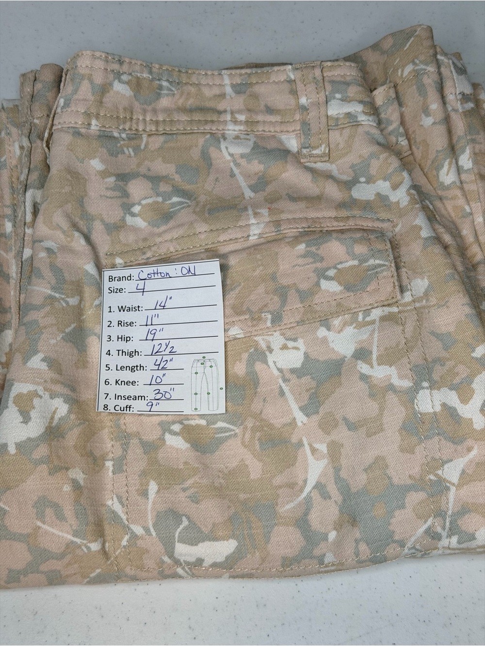 Cotton On Beige Camouflage Floral Cargo Pants Size 4 - Picture 16 of 16